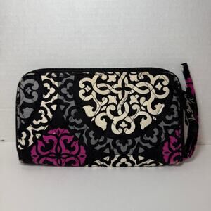 Vera Bradley Canterberry Print Zip Around Wristlet Wallet